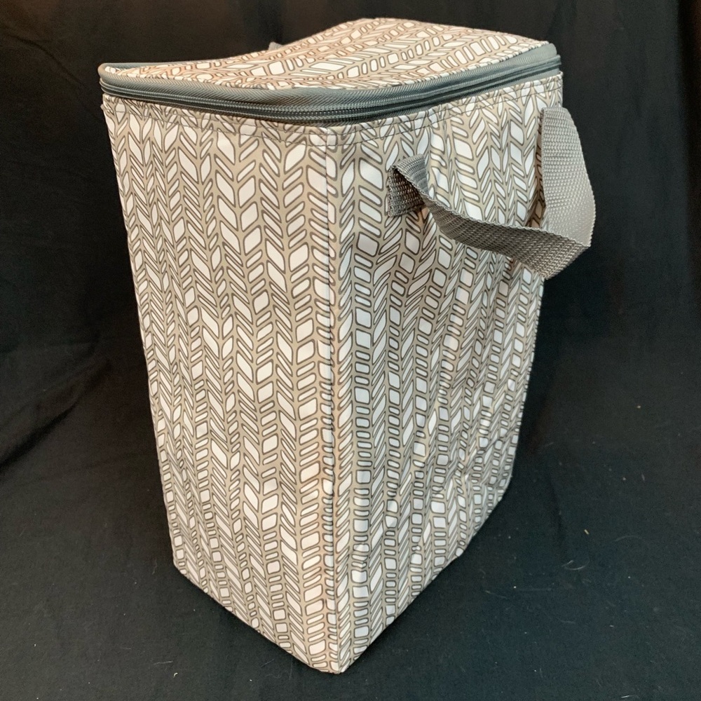 Thirty-one - Small Thermal Insert - Chevron Charm